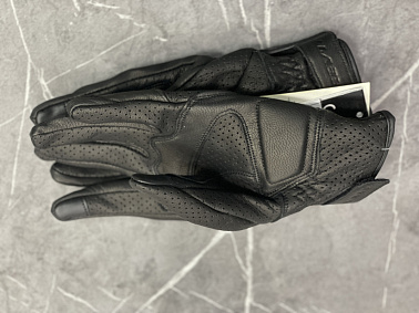 Перчатки взрослые REVIT XD2-56 с перфорацией цв. Черный р. XXL